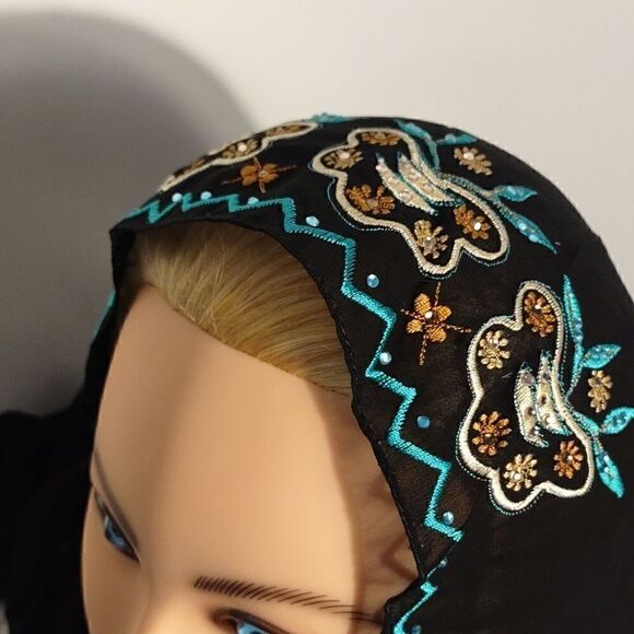 Beaded Hijab & Dress  - Picture 6 of 10